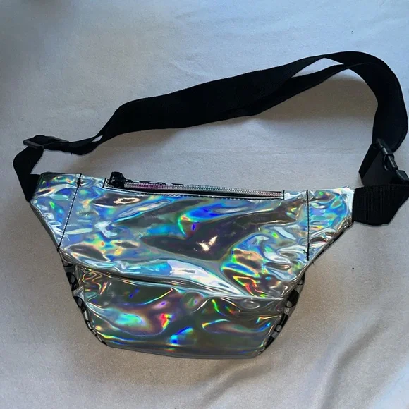 Vibedration holographic alien fanny pack - Picture 3 of 6